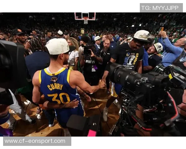 马特巴恩斯调侃勇士失去卢尼张伯伦将会感到遗憾 马特巴恩斯调侃勇士失去卢尼张伯伦将会感到遗憾