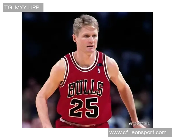 克尼佩尔表现出色12投7中砍下21分7助攻三分球命中率高达55 克尼佩尔表现出色12投7中砍下21分7助攻三分球命中率高达55