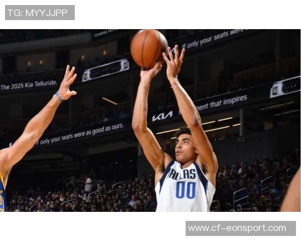 小迈克尔波特状态低迷半场仅得2分6篮板三分球全失准